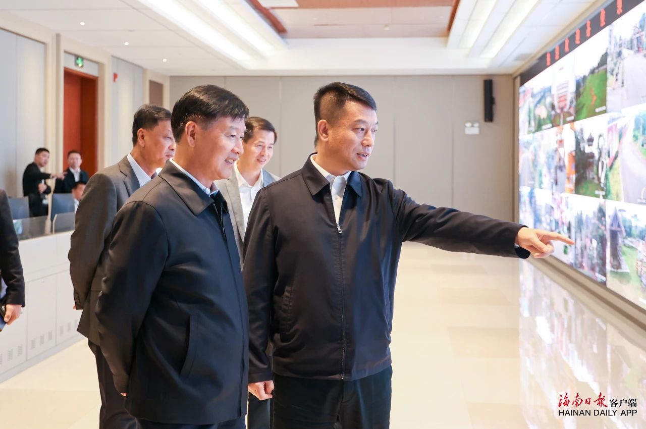 刘小明在北京调研辽宁方大集团